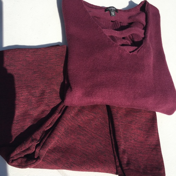 Express Sweaters - ExpressXS Sweater & leggings